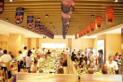 呷哺集团上半年营收增32%，新开超140家餐厅