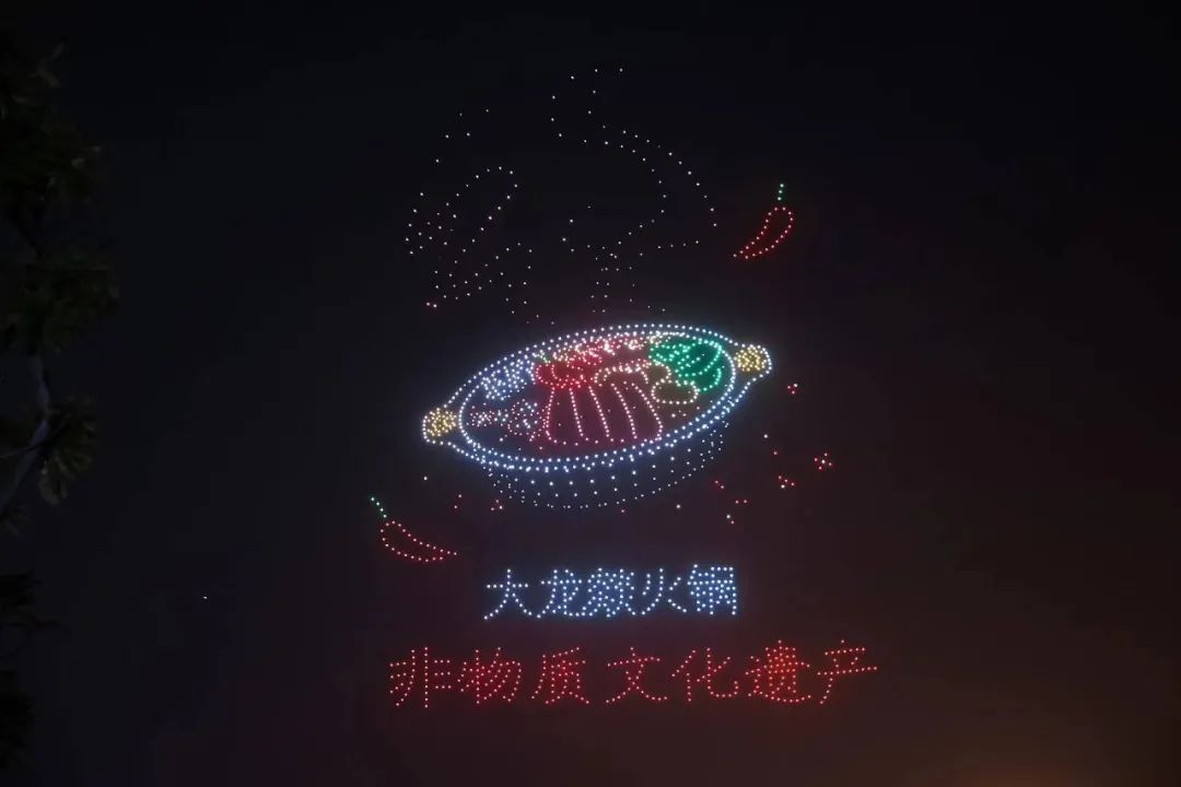 大龙燚十周年庆,花里胡哨背后却是“本质的回归”