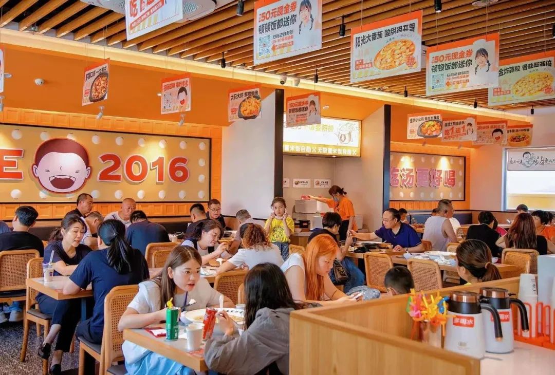 酸菜鱼品类新战事:加品类、进社区,扛起平价优质大旗