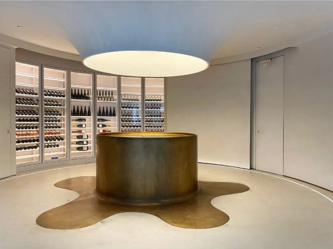 花2.7亿开7家店,这个新鲁菜品牌想把艺术馆搬进餐厅