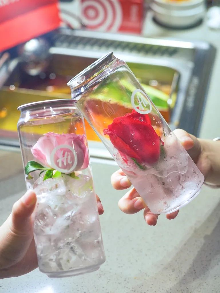 海底捞:巨人转身快