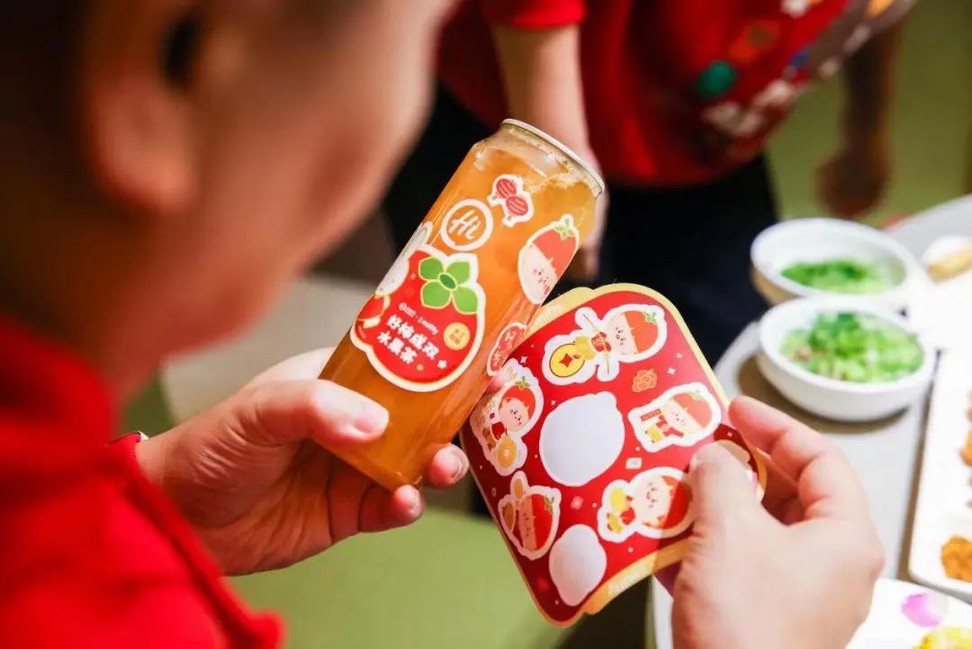 海底捞:巨人转身快