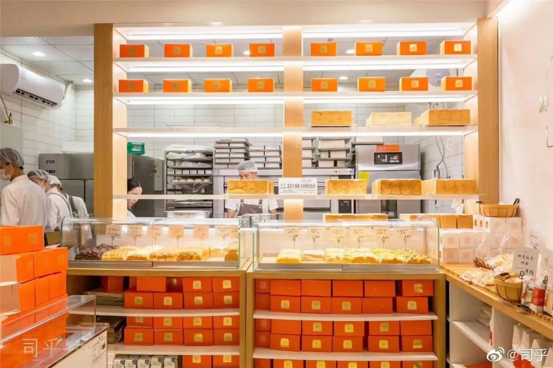 又一批网红店倒闭、收缩,烘焙大单品路线难跑通?