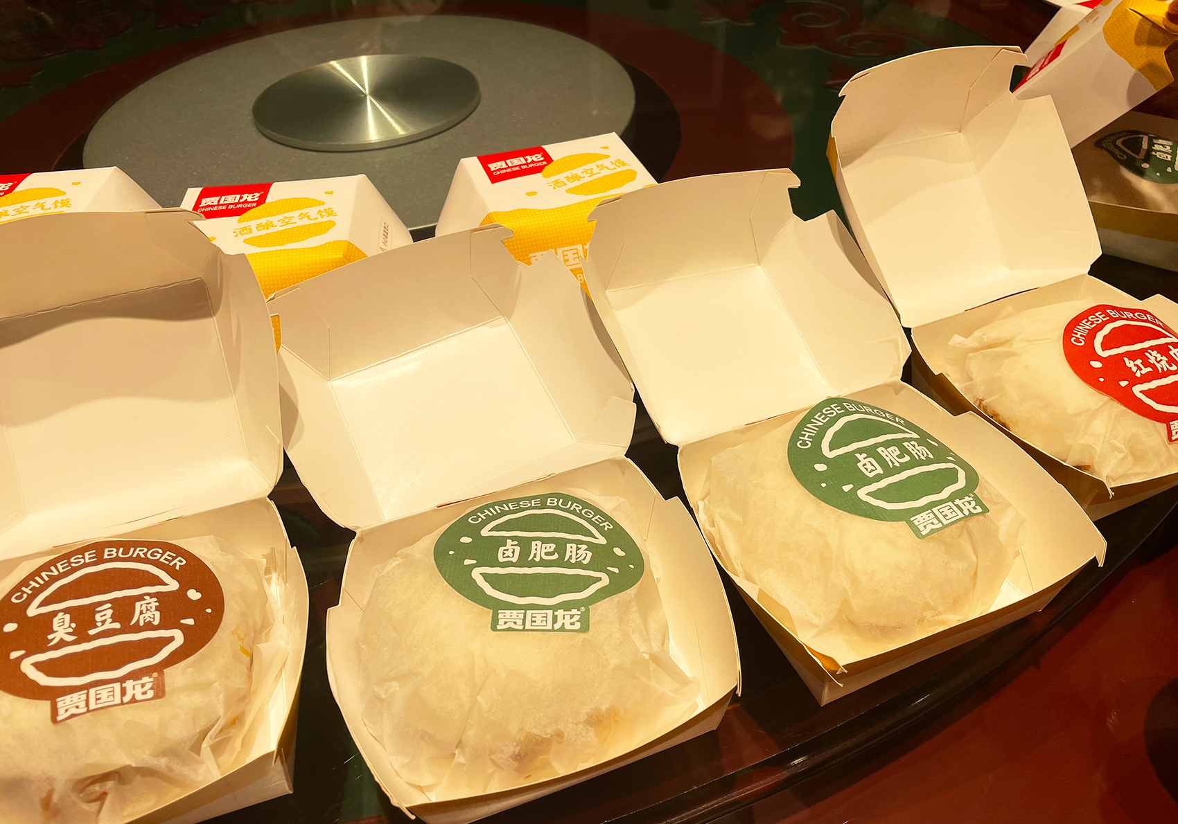 熬过寒冬 贾国龙重拾西贝“快餐梦”,还要向出海要增长