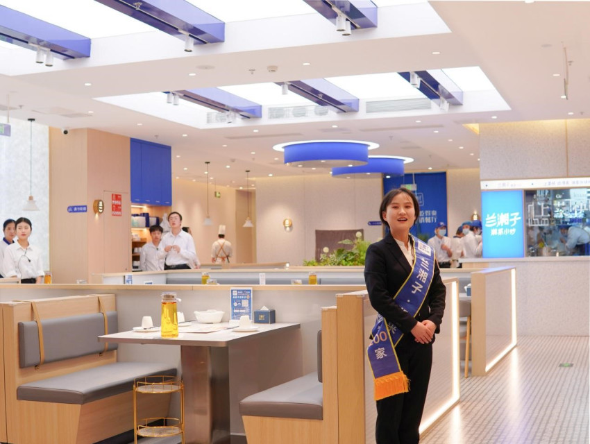 一城3店！兰湘子春节档火力全开，燃爆北京“湘势力”！