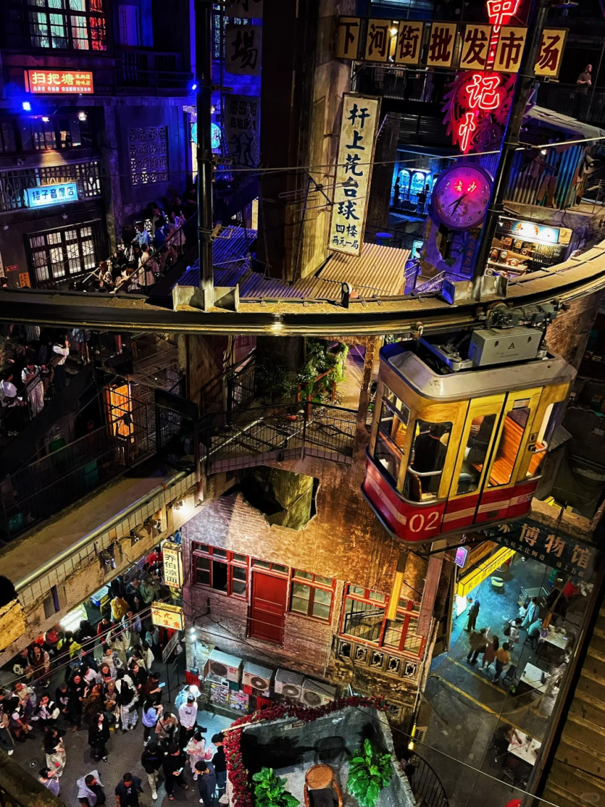 火锅疯狂放加盟，封神的“标准化”竟成开店掣肘？