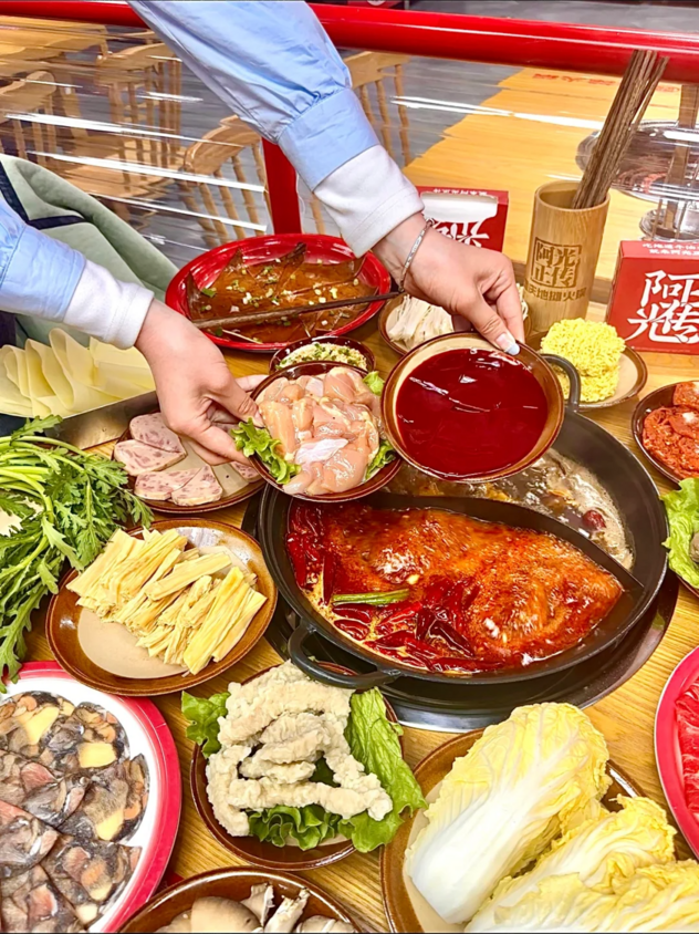 涨价也不被骂!跟着蜜雪冰城学做下沉生意